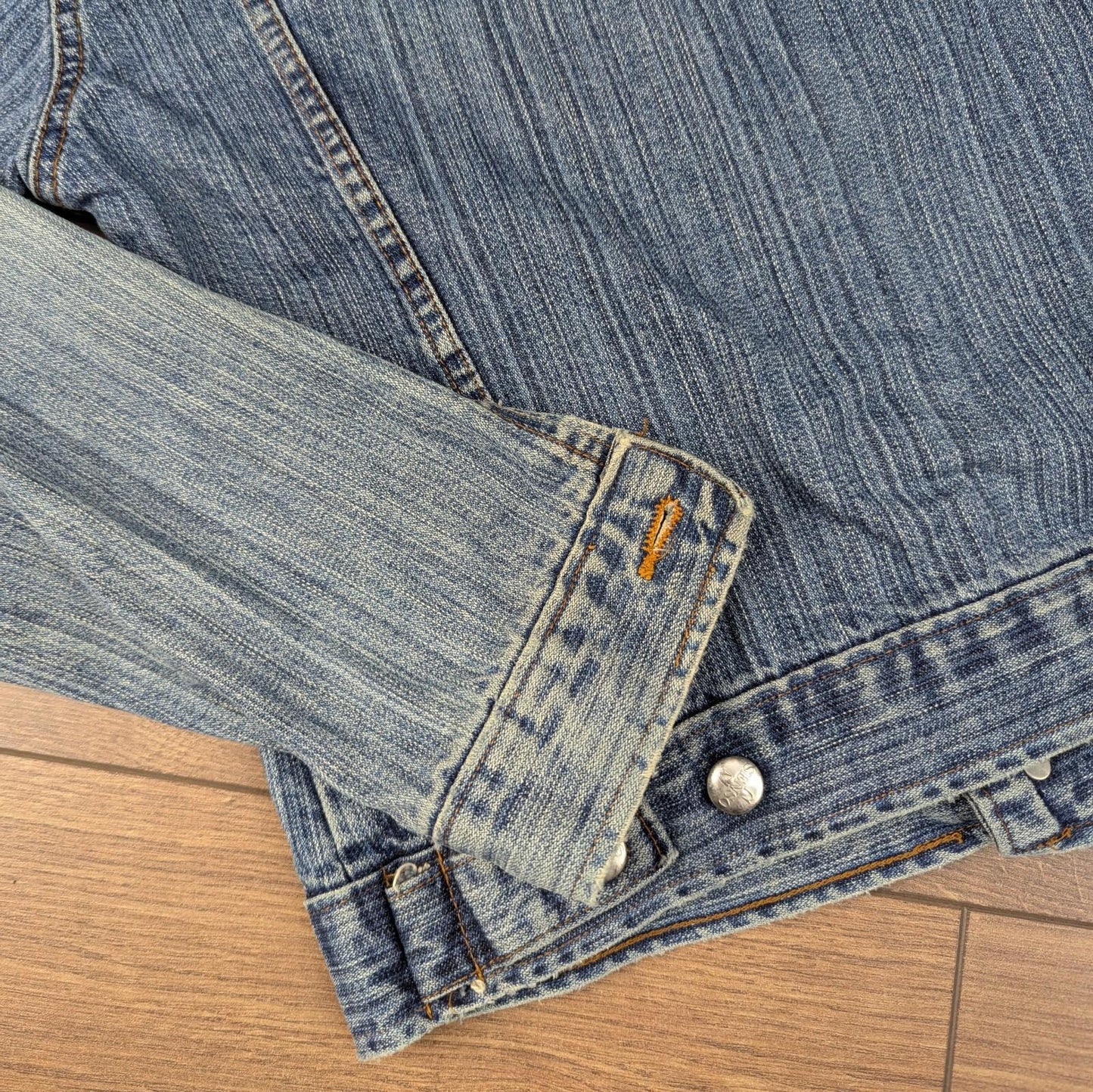 2000s Vintage Blue Fitted Denim Jacket Size UK10