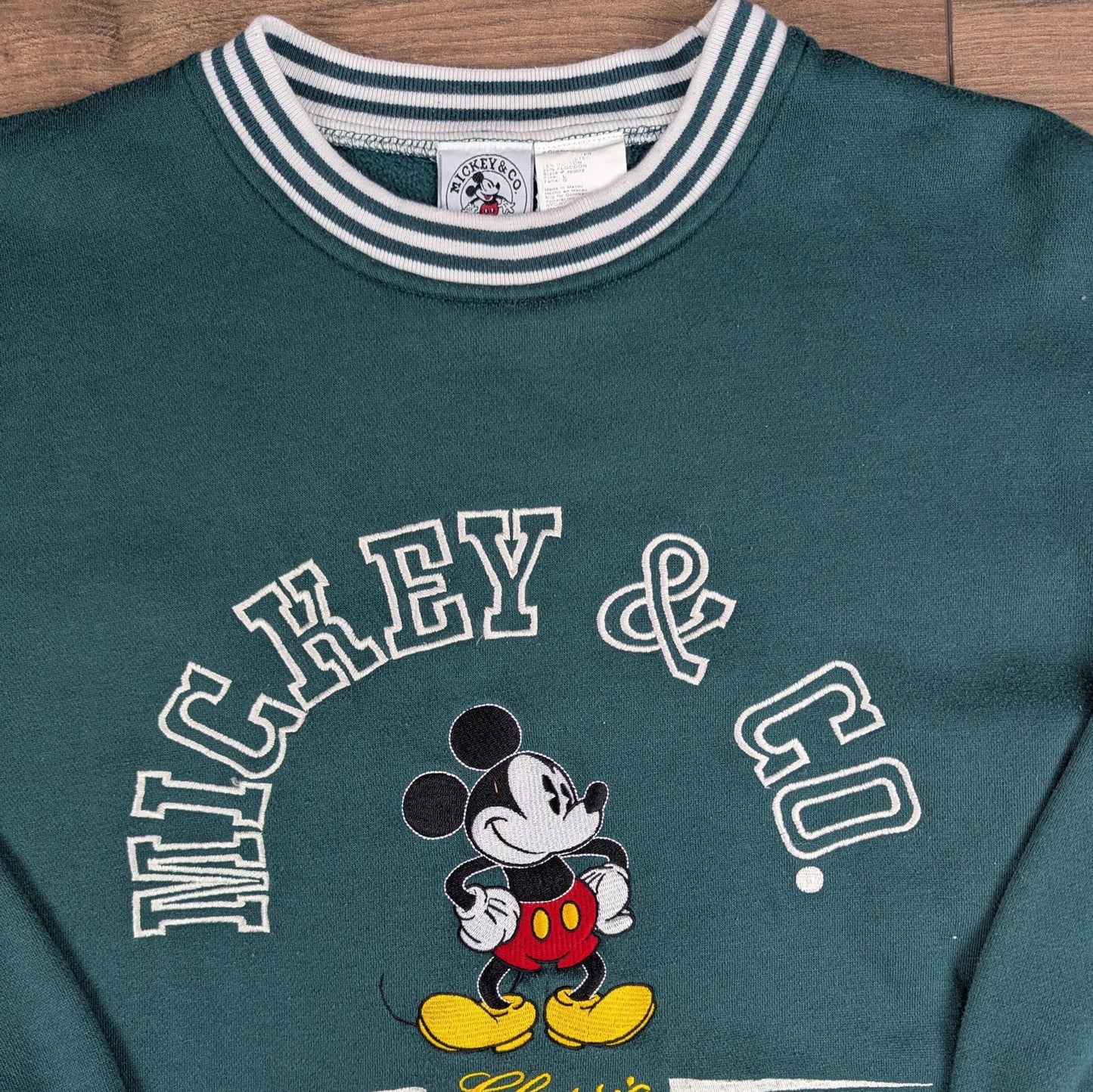 Vintage 1990s Green Mickey Mouse Embroidered Disney Jersey Sweatshirt Size L
