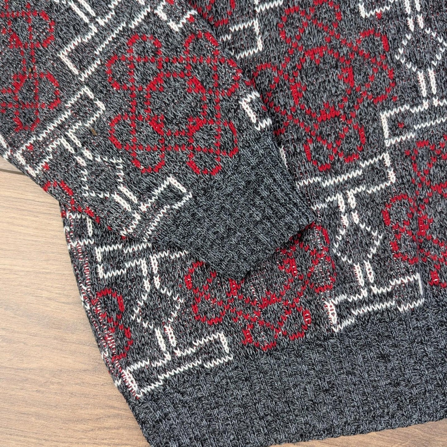 1980s Vintage Grey/Red Guy Frazer Pattern Knit Winter Jumper Men's L