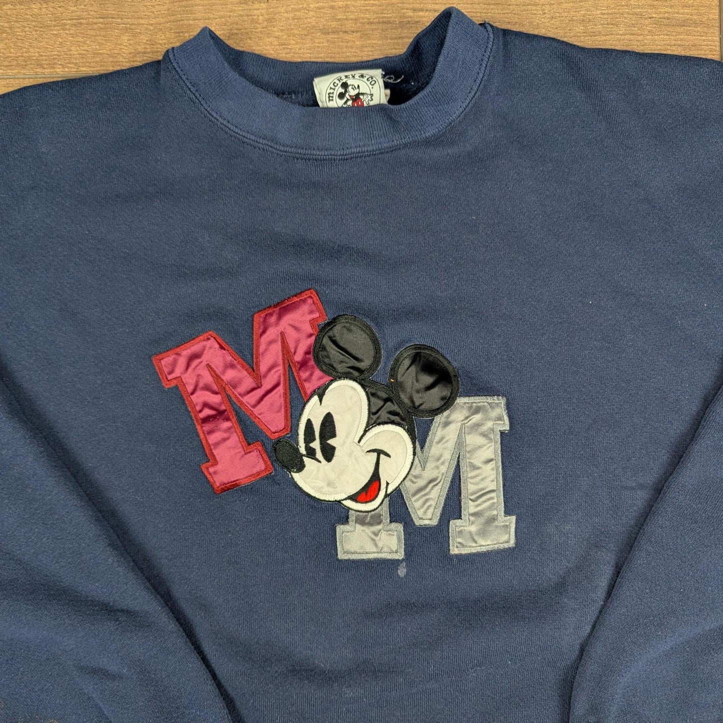 Vintage 1990s Mickey Mouse Disney Sweatshirt Jumper Size L