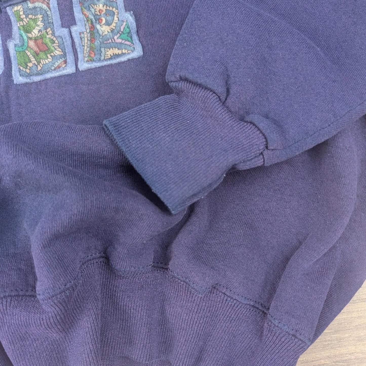 1990s Vintage Navy South Haven Paisley USA Sweatshirt Size L
