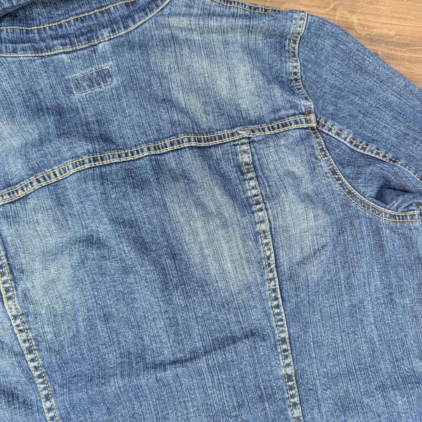 Vintage 2000s Blue Fitted Denim Jacket Size L/XL