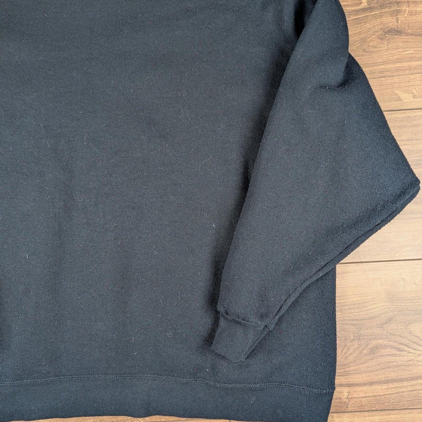 2000s Vintage Winnie the Pooh Tigger Black Graphic Sweatshirt Size L/XL