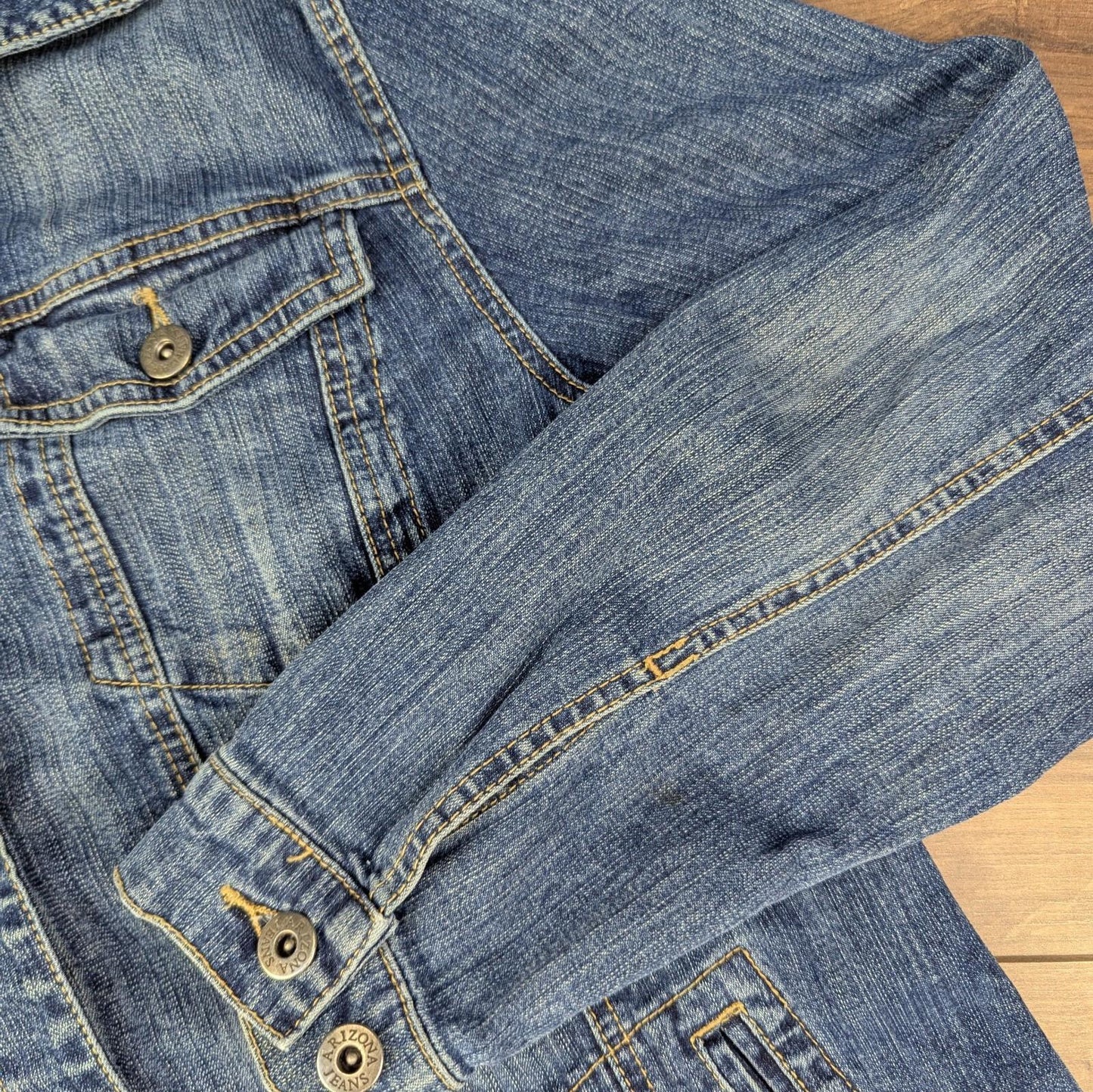 Vintage 2000s Blue Fitted Denim Jacket Size L/XL