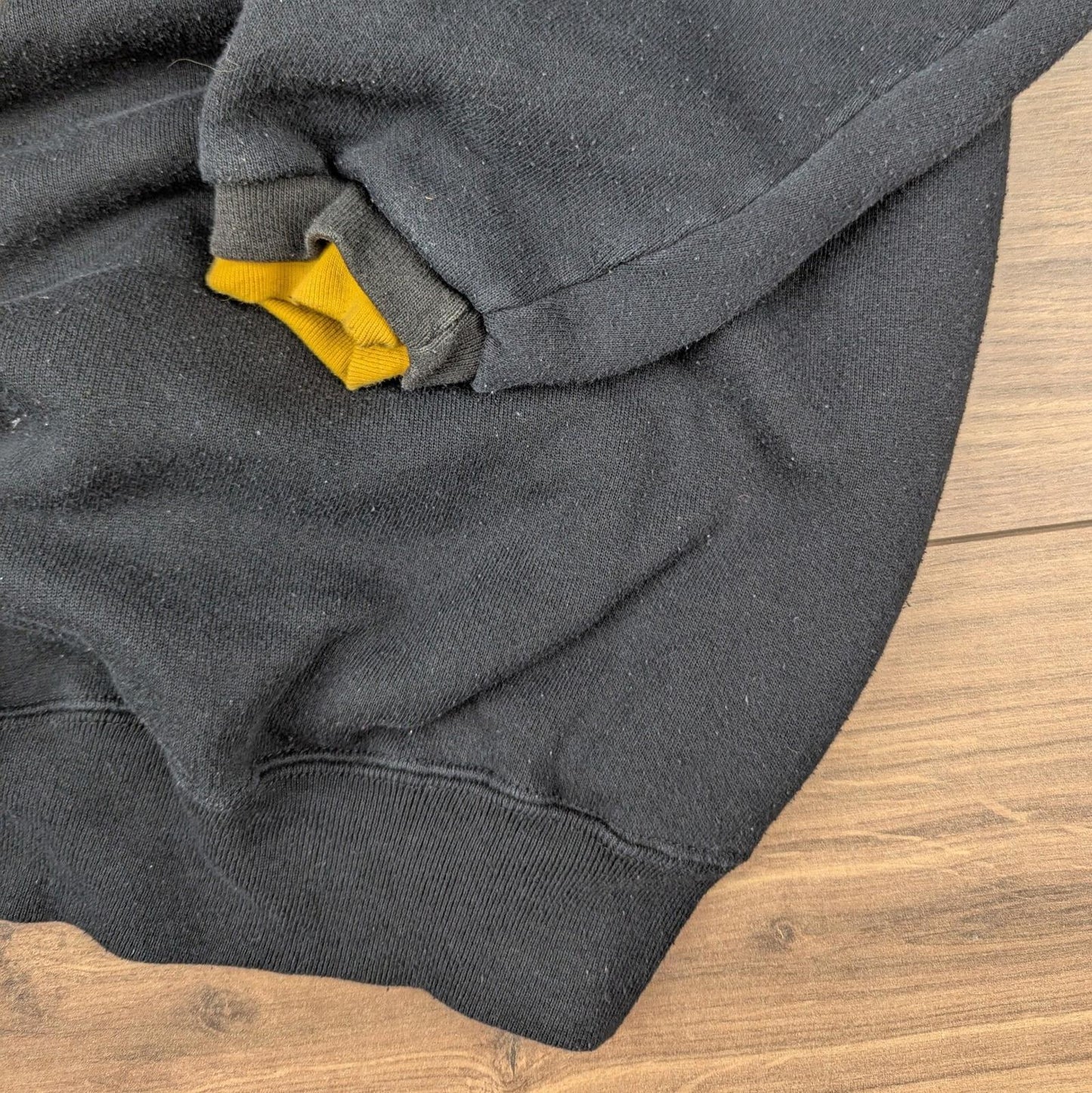 1990s Vintage Sandites College Black Graphic Sweatshirt Size XL