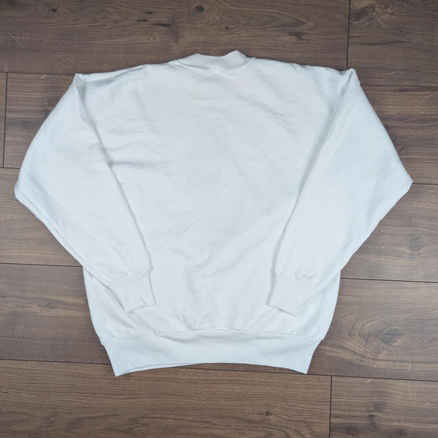 White Vintage 90s Embroidered Angels Christmas Jumper Sweatshirt Size M