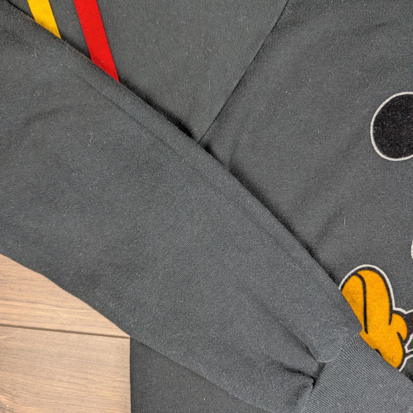 1980s Vintage Disney Mickey Mouse Black Sweatshirt Jumper Size L