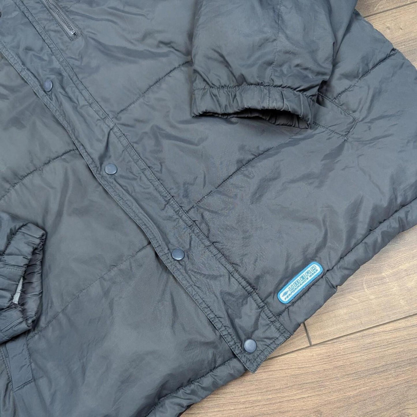 1990's Vintage Grey Umbro Performance Gear Puffer Football Jacket Coat Men's 2XL