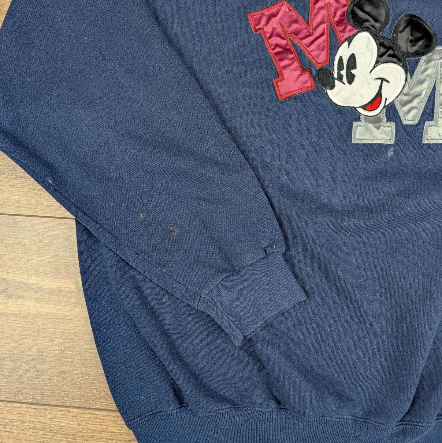 Vintage 1990s Mickey Mouse Disney Sweatshirt Jumper Size L