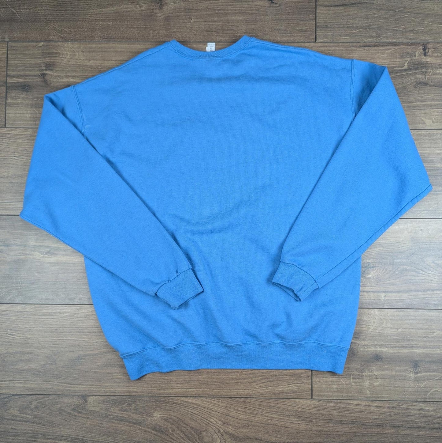 2000s Vintage Winnie the Pooh Blue Embroidered Sweatshirt Size XL
