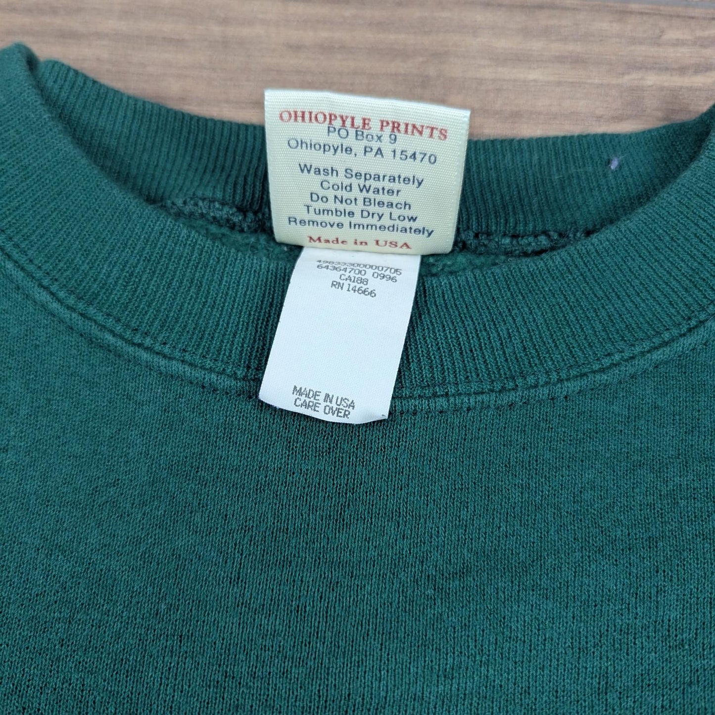 90s Vintage Graphic Seasons Greetings Christmas Jumper Sweatshirt Size L