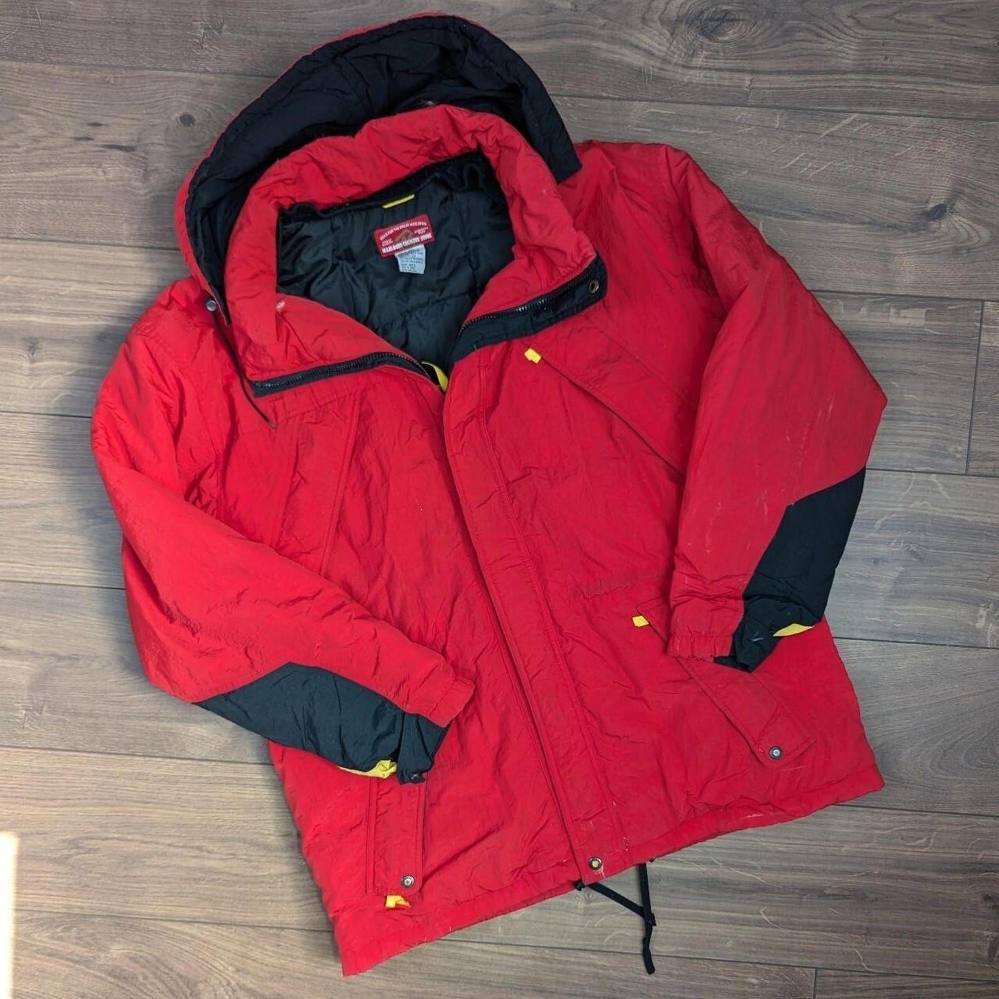 Vintage 1990's Marlboro Country Red Down Winter Ski Jacket Coat Men's L