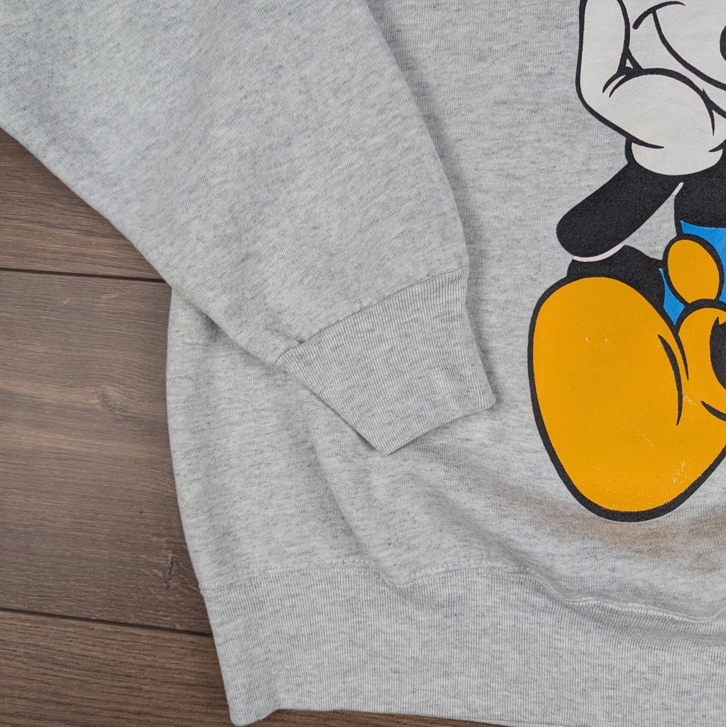 1990s Vintage Disney Mickey Mouse Graphic Grey Sweatshirt Jumper Size L